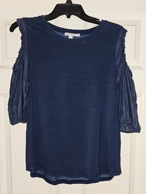 Chico's Size 2 Navy Cold-Shoulder Knit Top